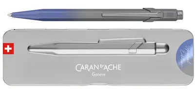 CARAN D'ACHE Stylo à bille rétractable 849 Bleu Orage