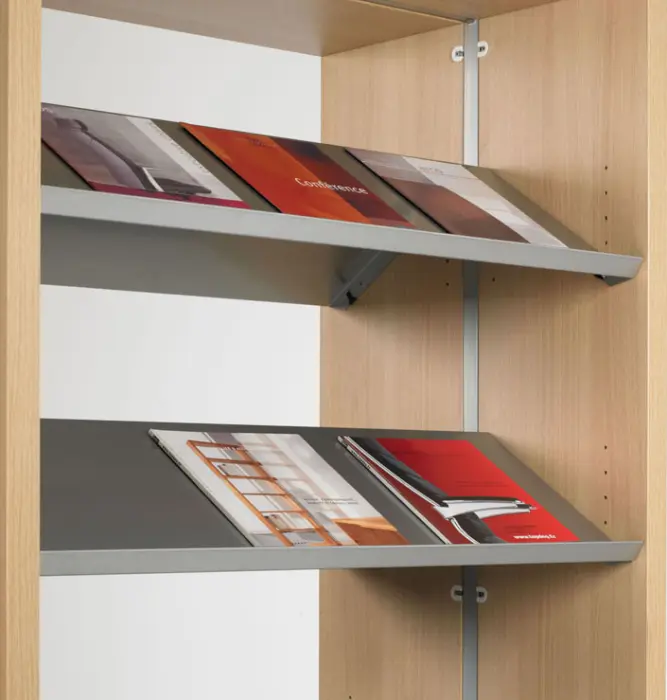 Lot de 2 tablettes inclinées métalliques finition gris aluminium pour rayonnage R-Lib