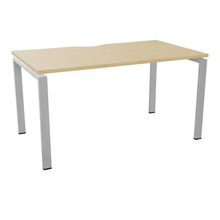 Table de bureau rectangulaire Conect avec échancrure L. 140 x P. 80 cm décor mélamine Chêne naturel sur pieds arche fixes finition métal lisse gris aluminium